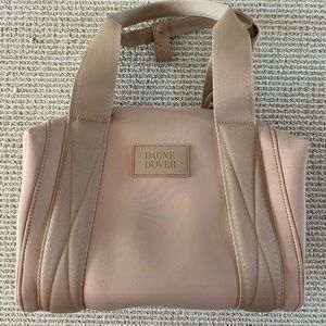 EUC Dagne Dover small Landon in Bandage